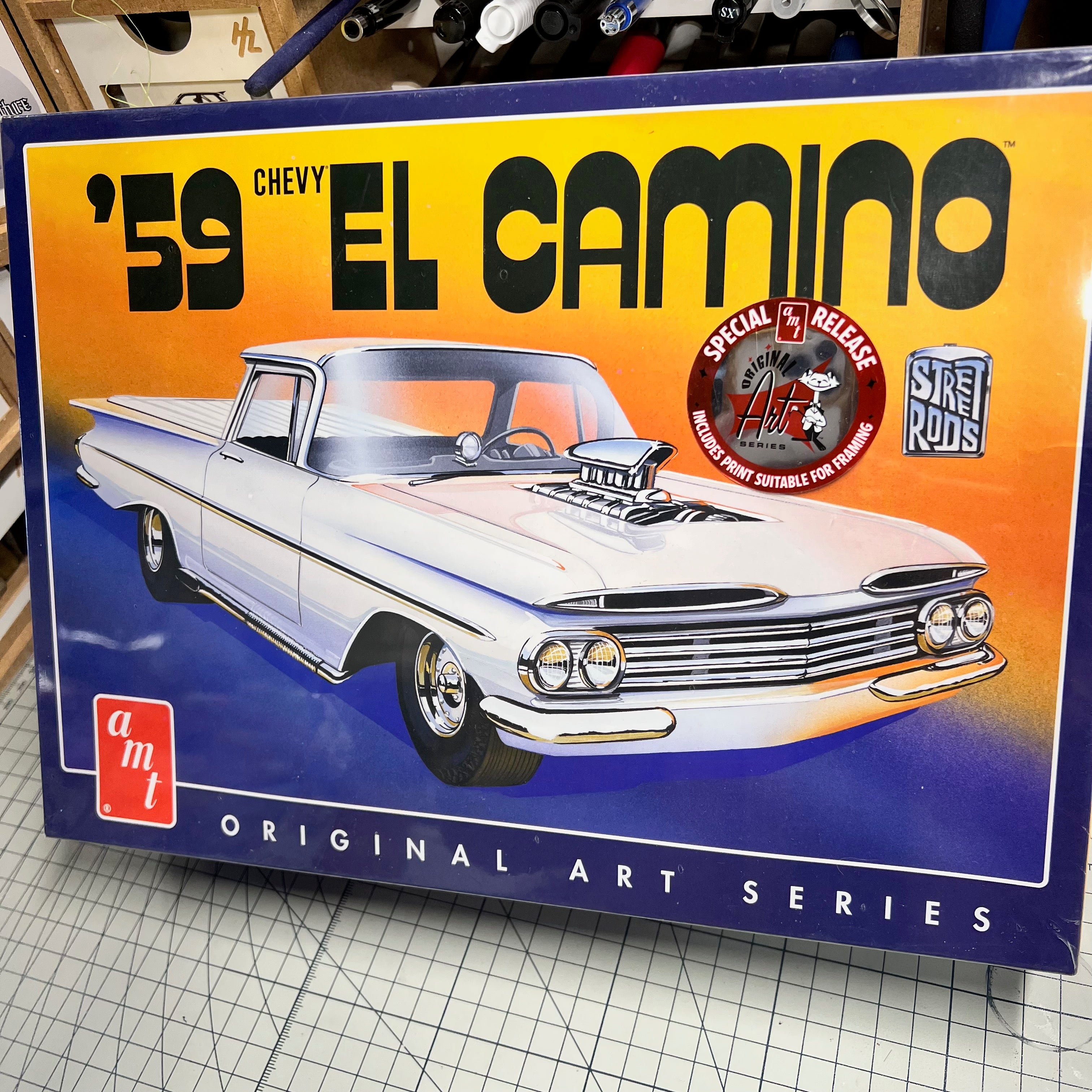 AMT 1/25 - 1959 Chevy El Camino (2 'n 1) Stock or Street