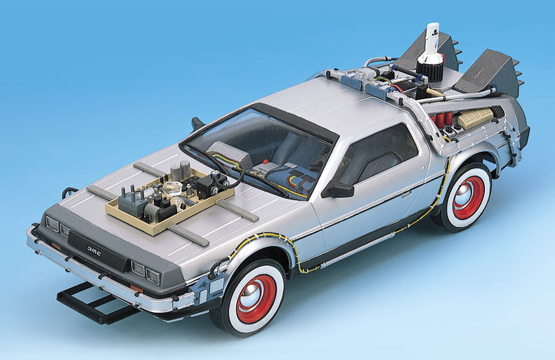 Aoshima 1/24 Back To The Future DELOREAN from PART III & RAILROAD Ver.