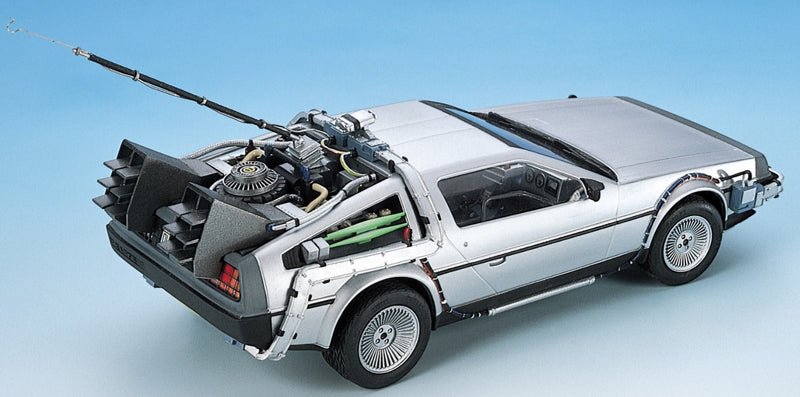 Aoshima 1/24 Back To The Future DELOREAN from PART I