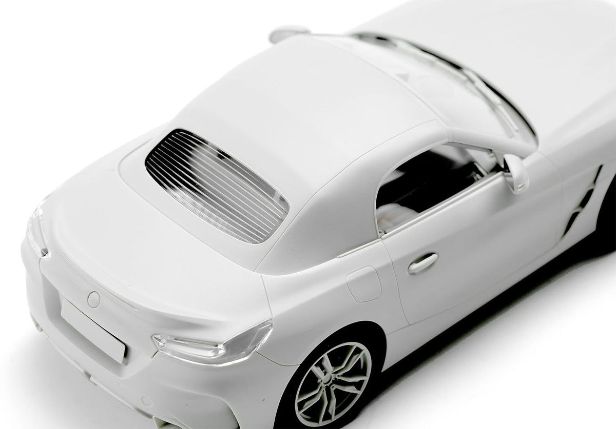 Meng 1/24 BMW Z4 M40i