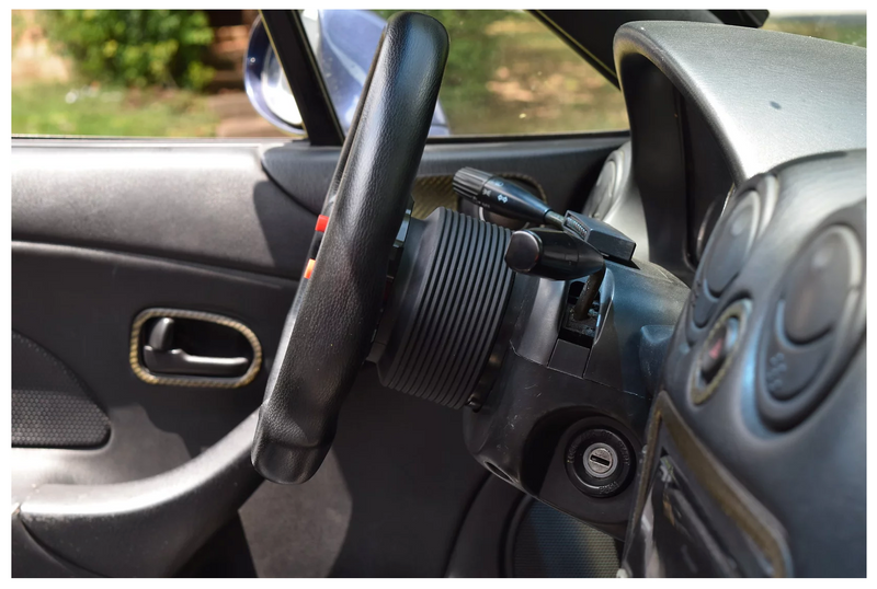 Z091 Steering wheel adapter